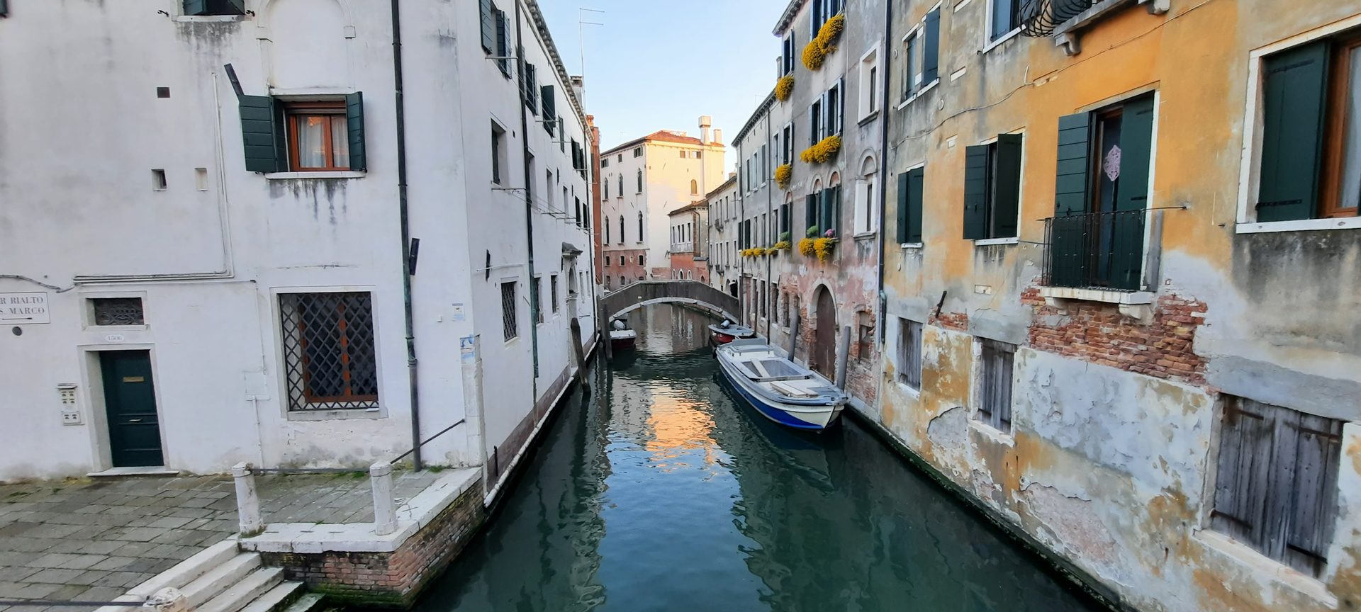 Anatomy Building and Bridge, Venice - 03.jpg